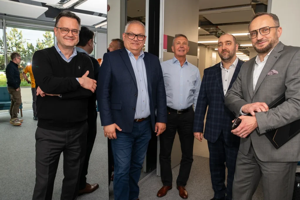 Uczestnicy AI Executive Academy